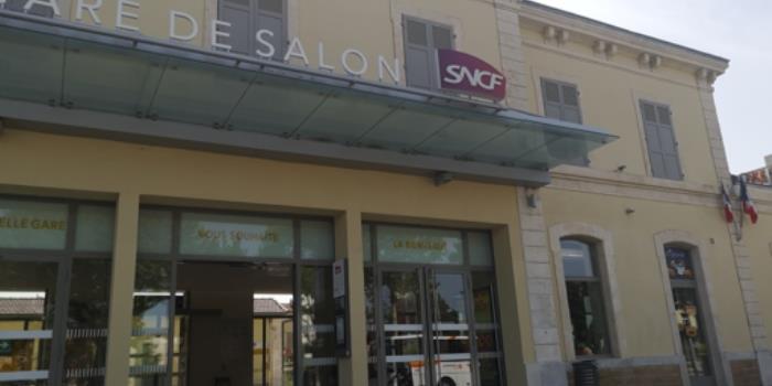 Gare de Salon